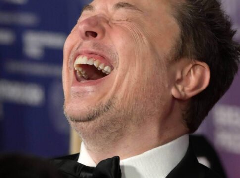 Elon Musk tra il 2025 e il 2030: la sfida definitiva verso la singolarità tecnologica