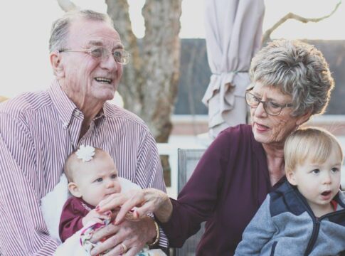 Dalla dipartita dalla famiglia all’indipendenza: il viaggio dei giovani “Care Leavers” verso l’autonomia nella provincia di Cuneo